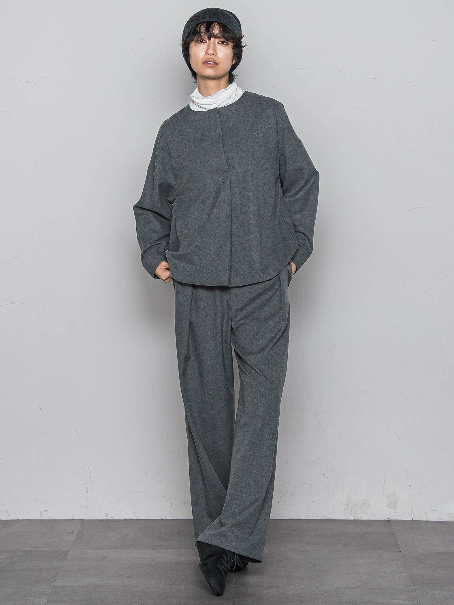 【一瞬で楽とキレイを叶える】裏起毛2WAYネックブラウス≪手洗い可能≫