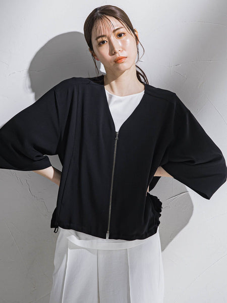 【カタログ掲載】”シワレス”ジップアップブルゾン≪洗濯機で洗える≫
