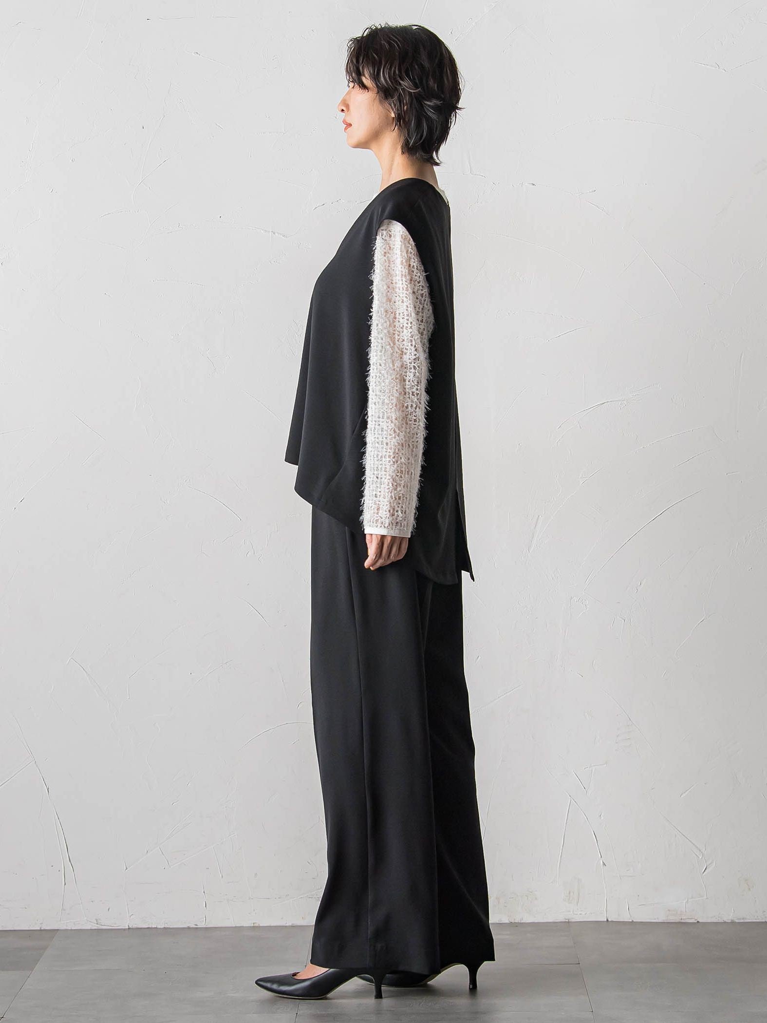 ハイストレッチカルゼジレ