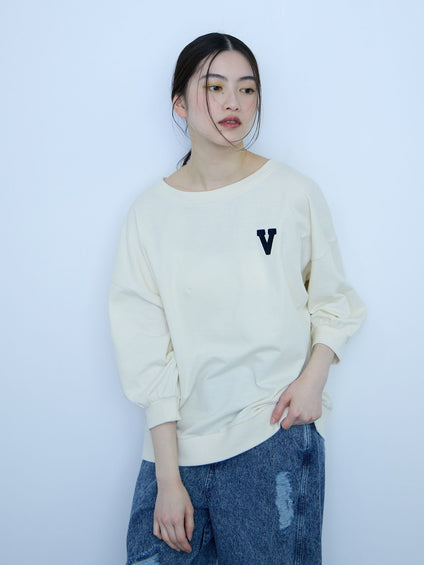 【大人の抜け感】ワッペンマルチネックスウェット