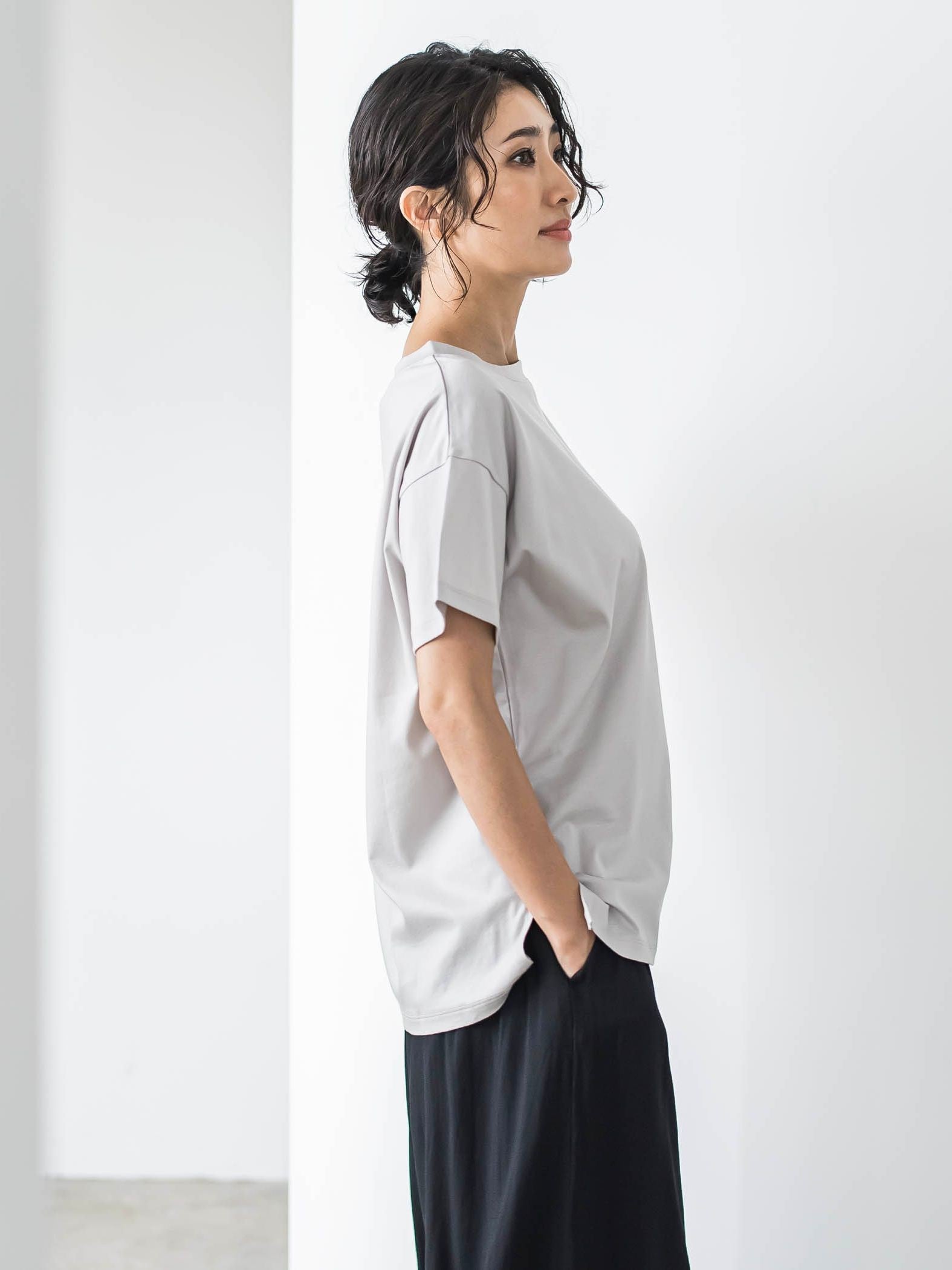 【J Lounge限定】la.f...ロゴTシャツ≪手洗い可能≫