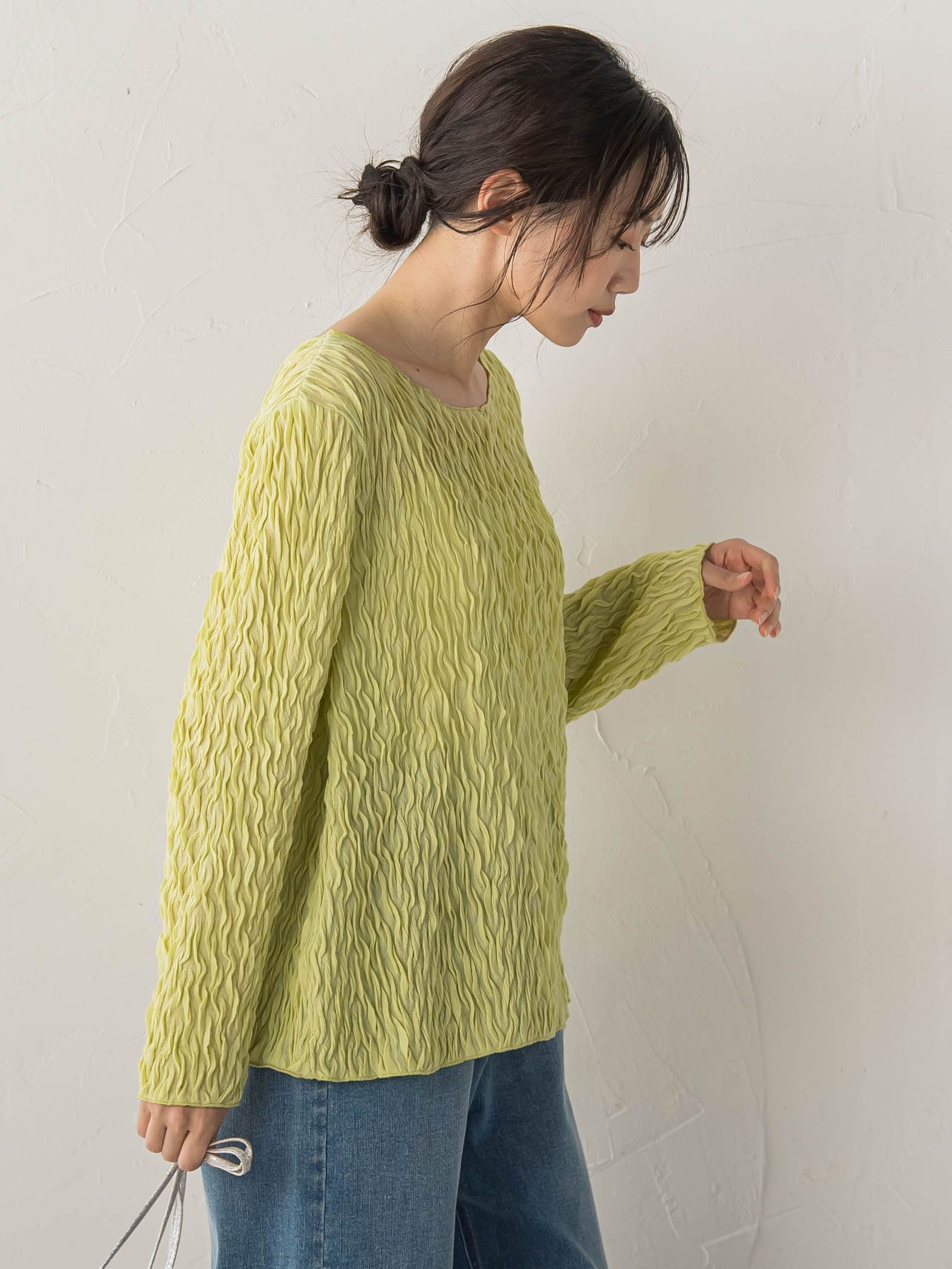 【WEB限定】フリルジャガードクルーネックプルオーバー