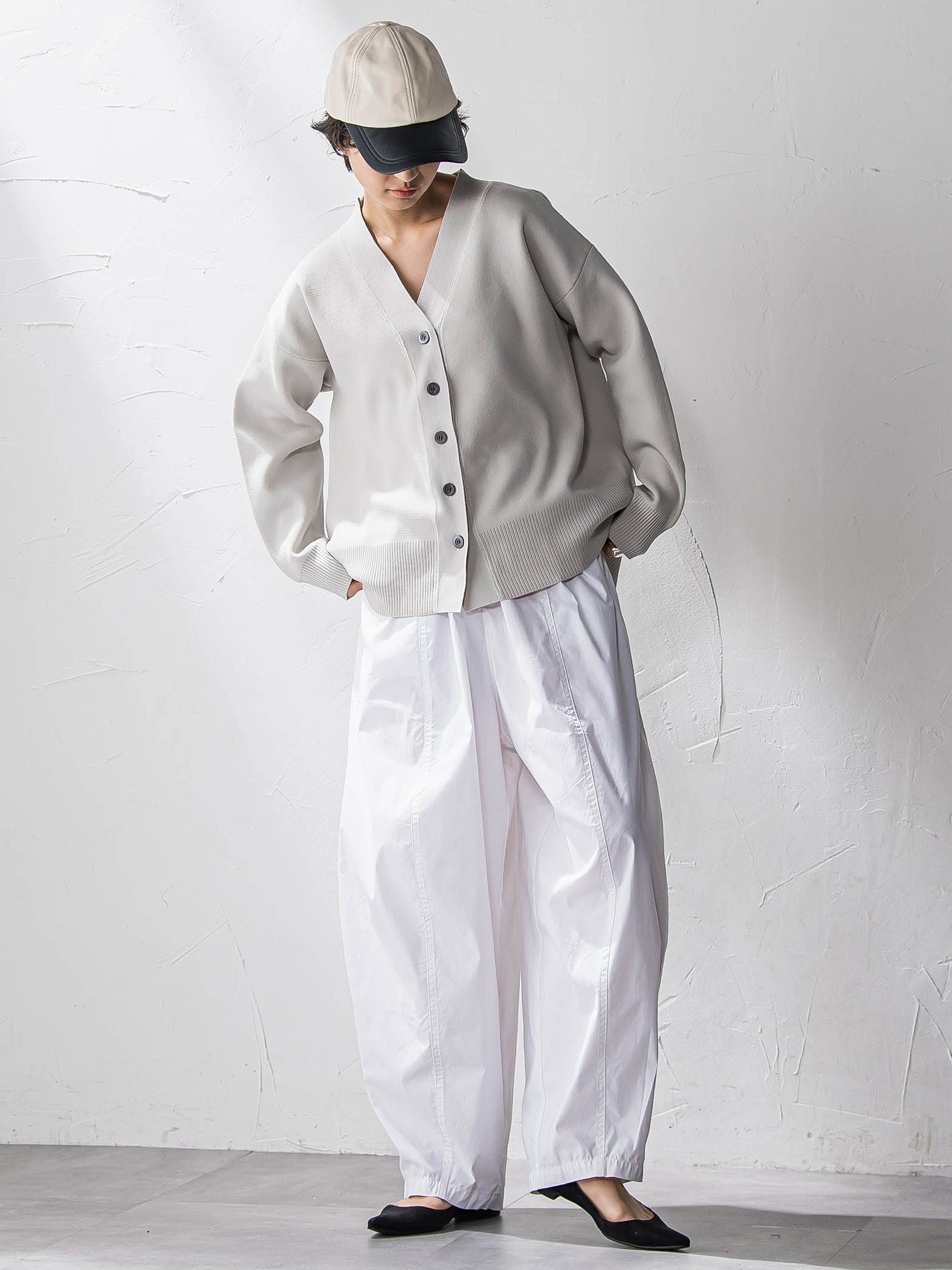 イージーボリュームパンツ