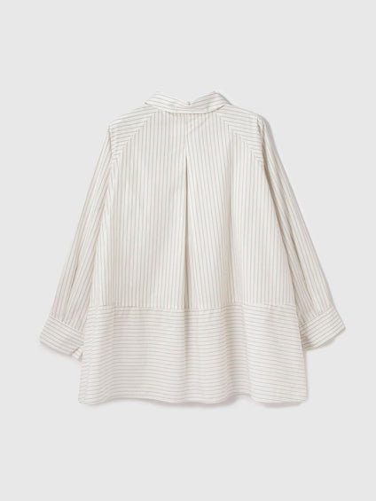 【大人の抜け感】コーマコットンバックフレアシャツ