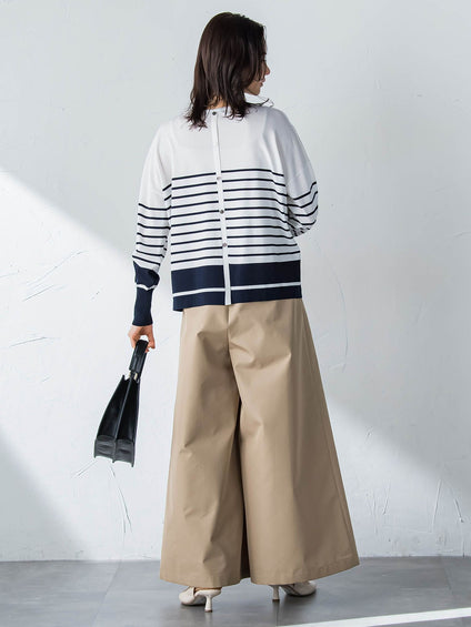 バックボタンデザインニット