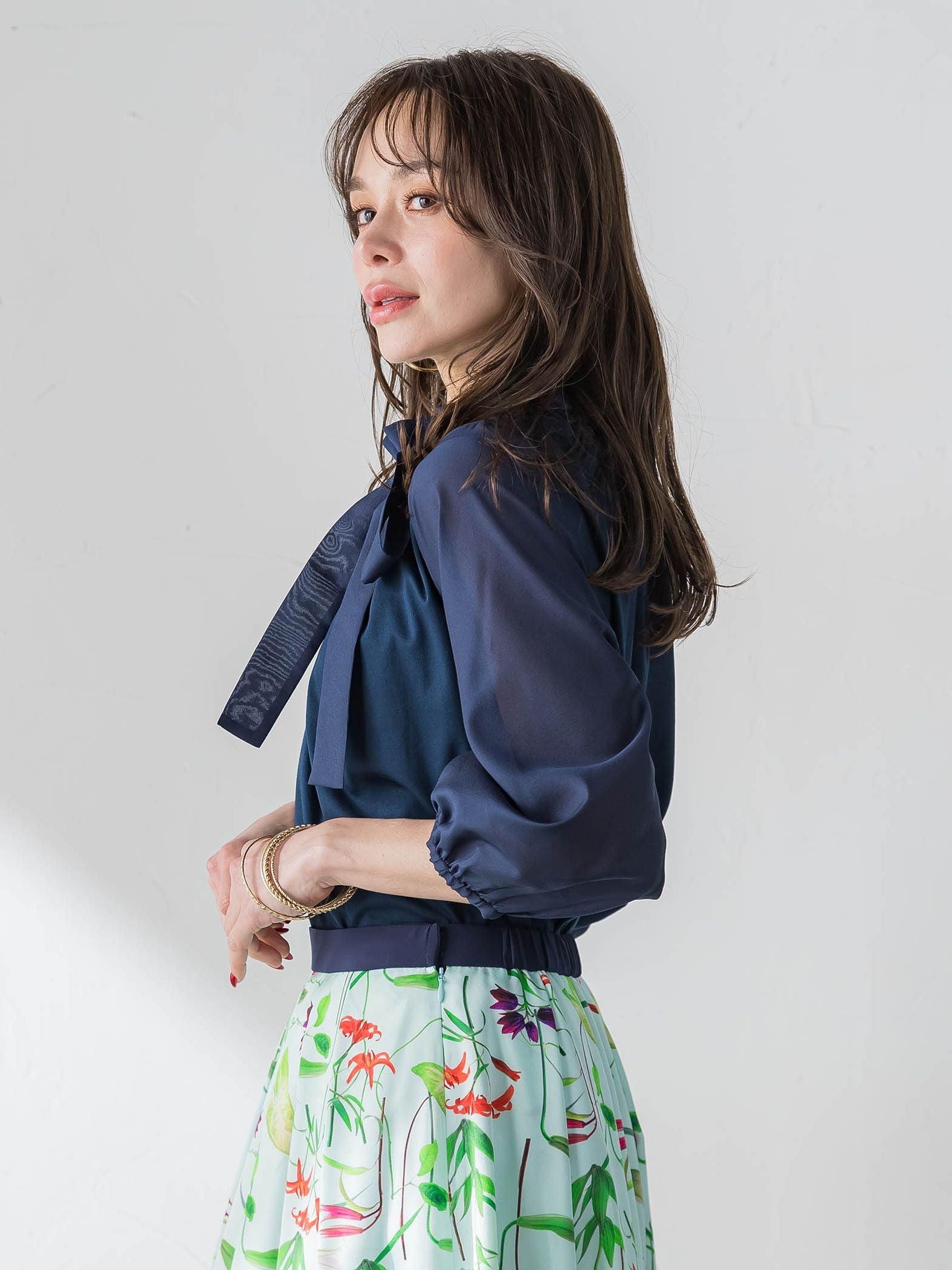 サイドリボンカットソー