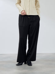 スポンディッシュサテンイージーパンツ≪手洗い可能≫