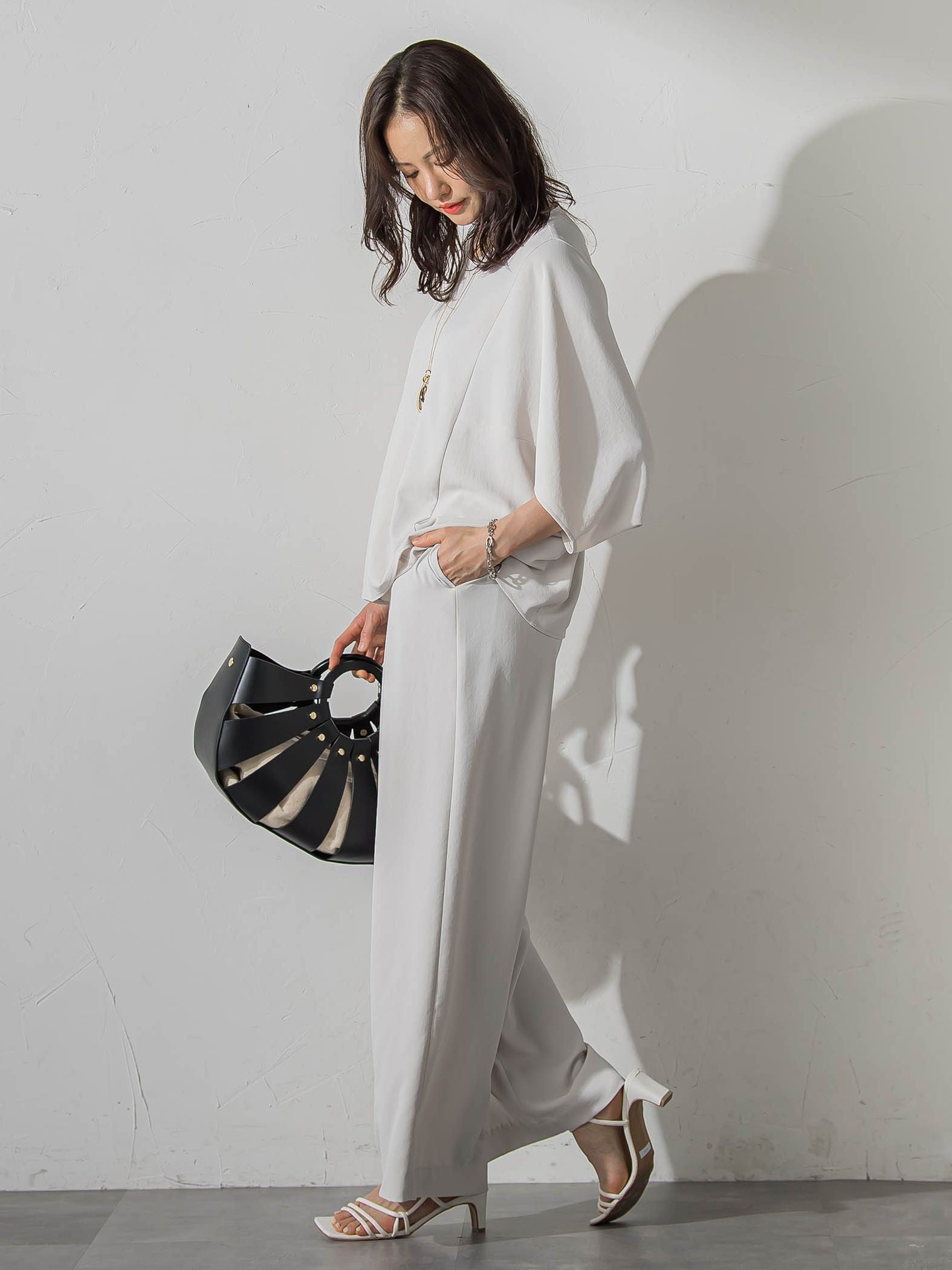 ≪シリーズ累計3万枚突破！/動画あり≫【ラクする美人服】ポンチョブラウス≪WEB限定カラーあり≫