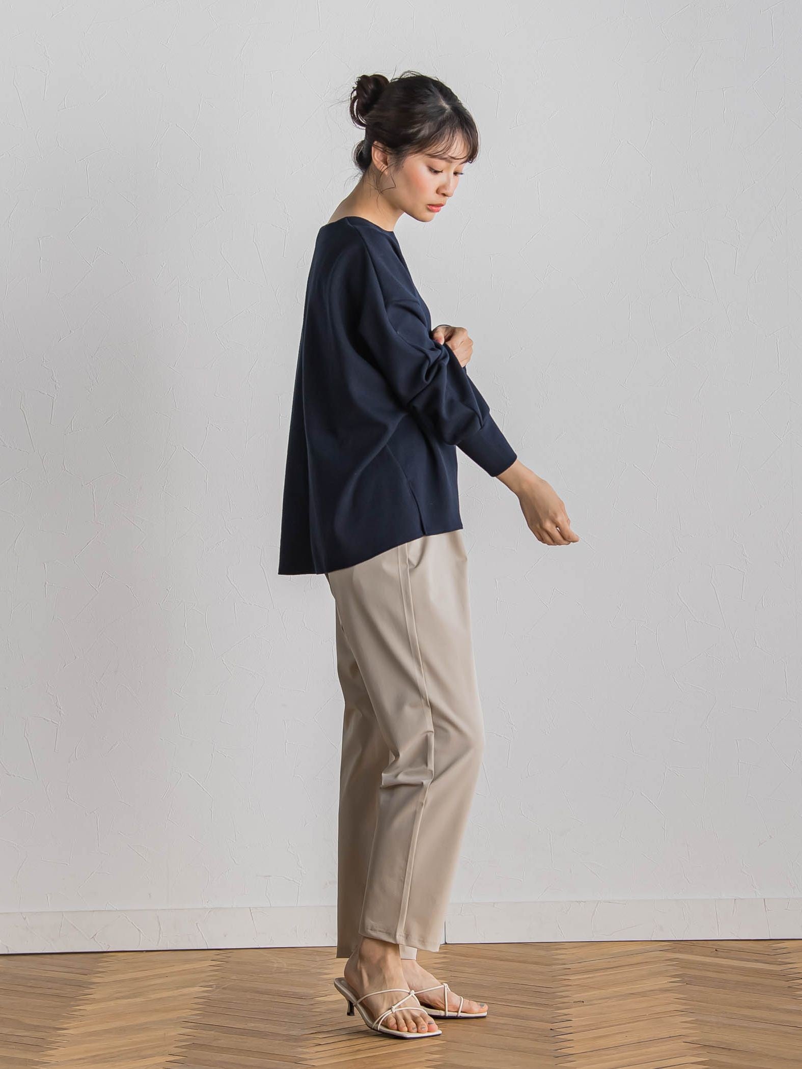 【WEB限定】サークルストレッチテーパードパンツ≪洗濯機で洗える≫