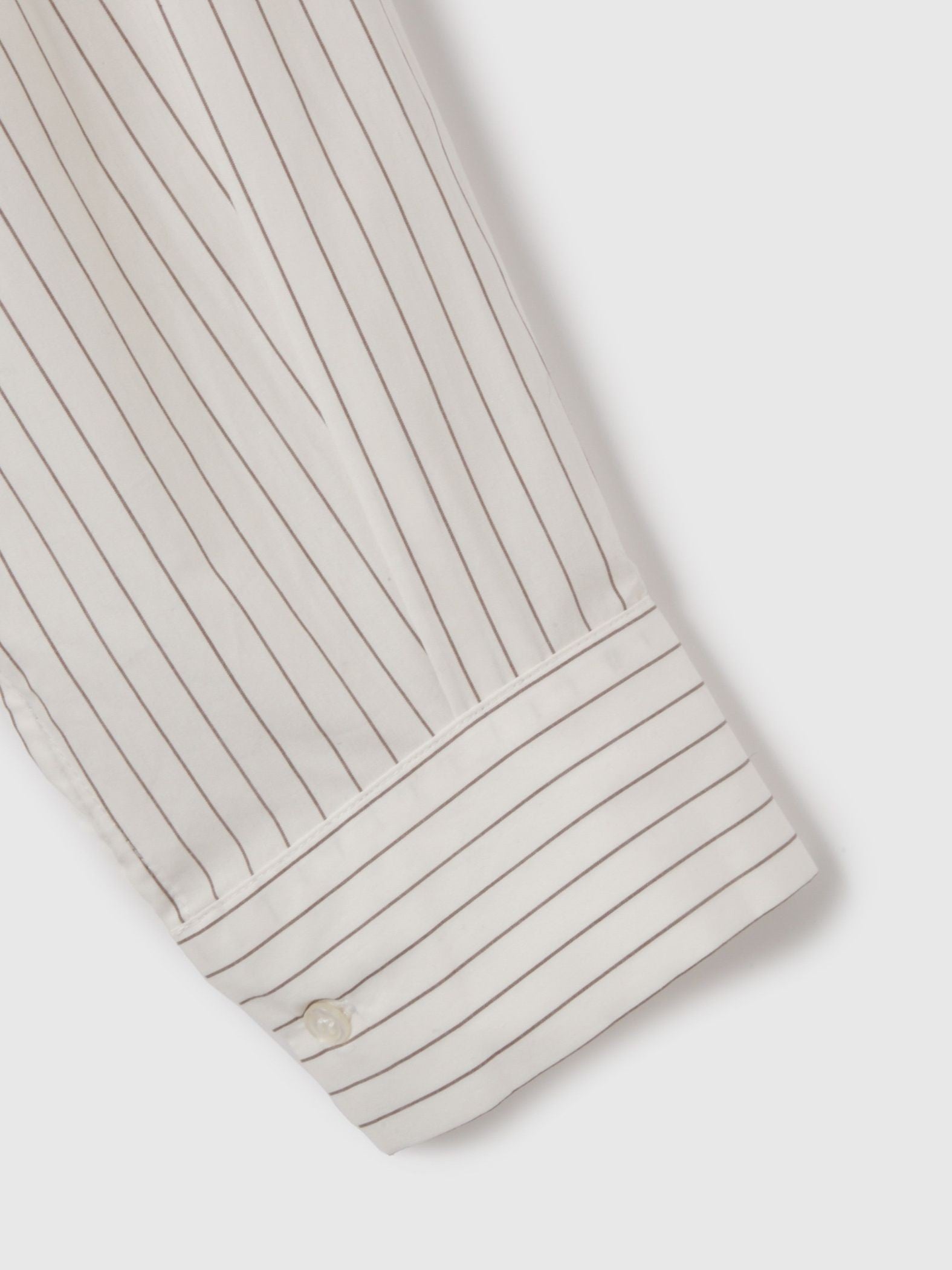 【大人の抜け感】コーマコットンバックフレアシャツ