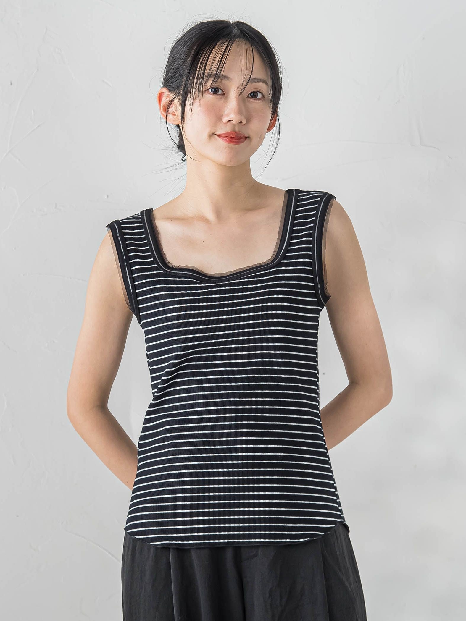 リブスクエアタンクトップ