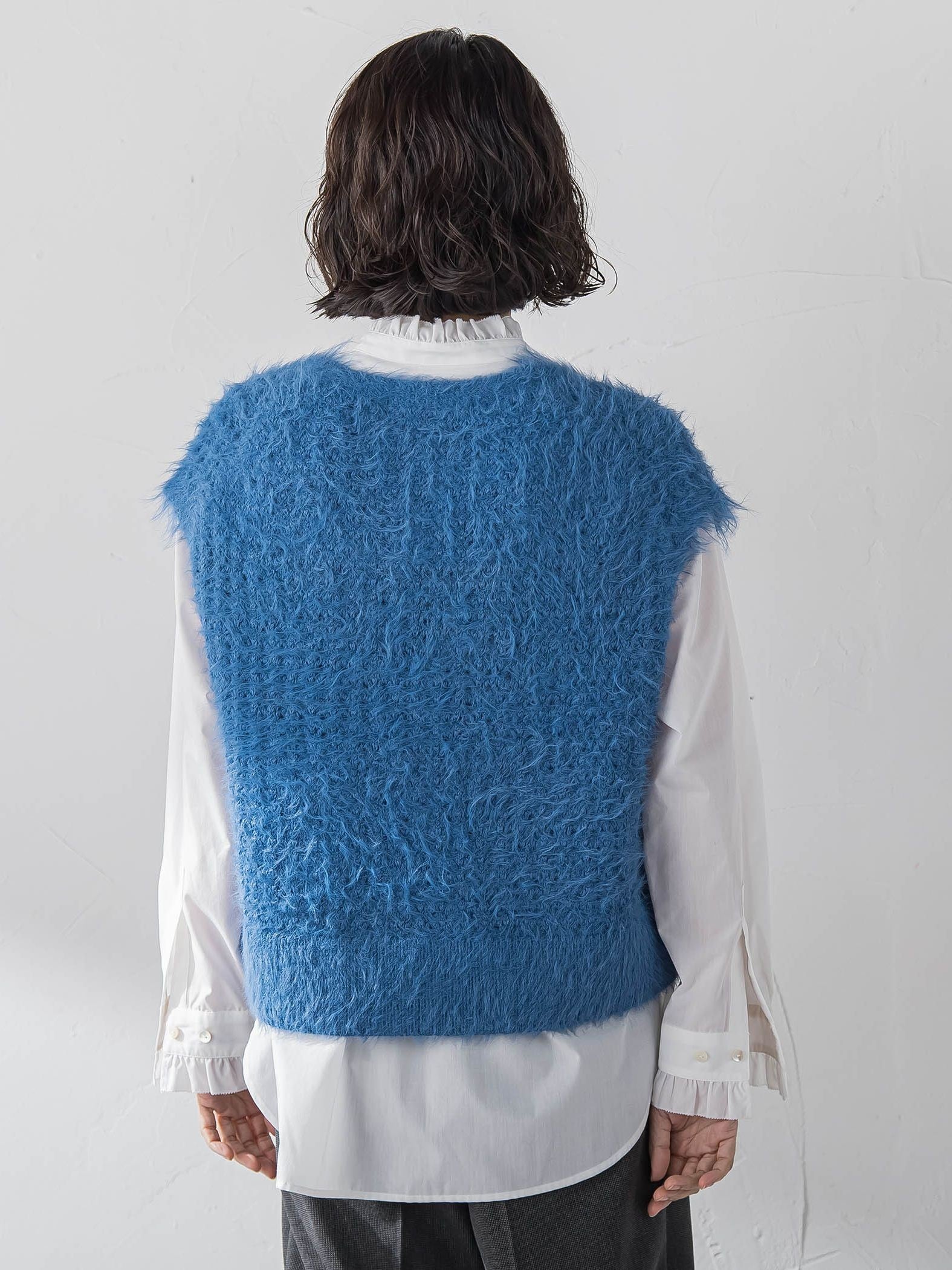 透かしフェザーニットジレ