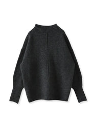 【WEB限定】”毎日頼れる”ゆったりモックネックニット