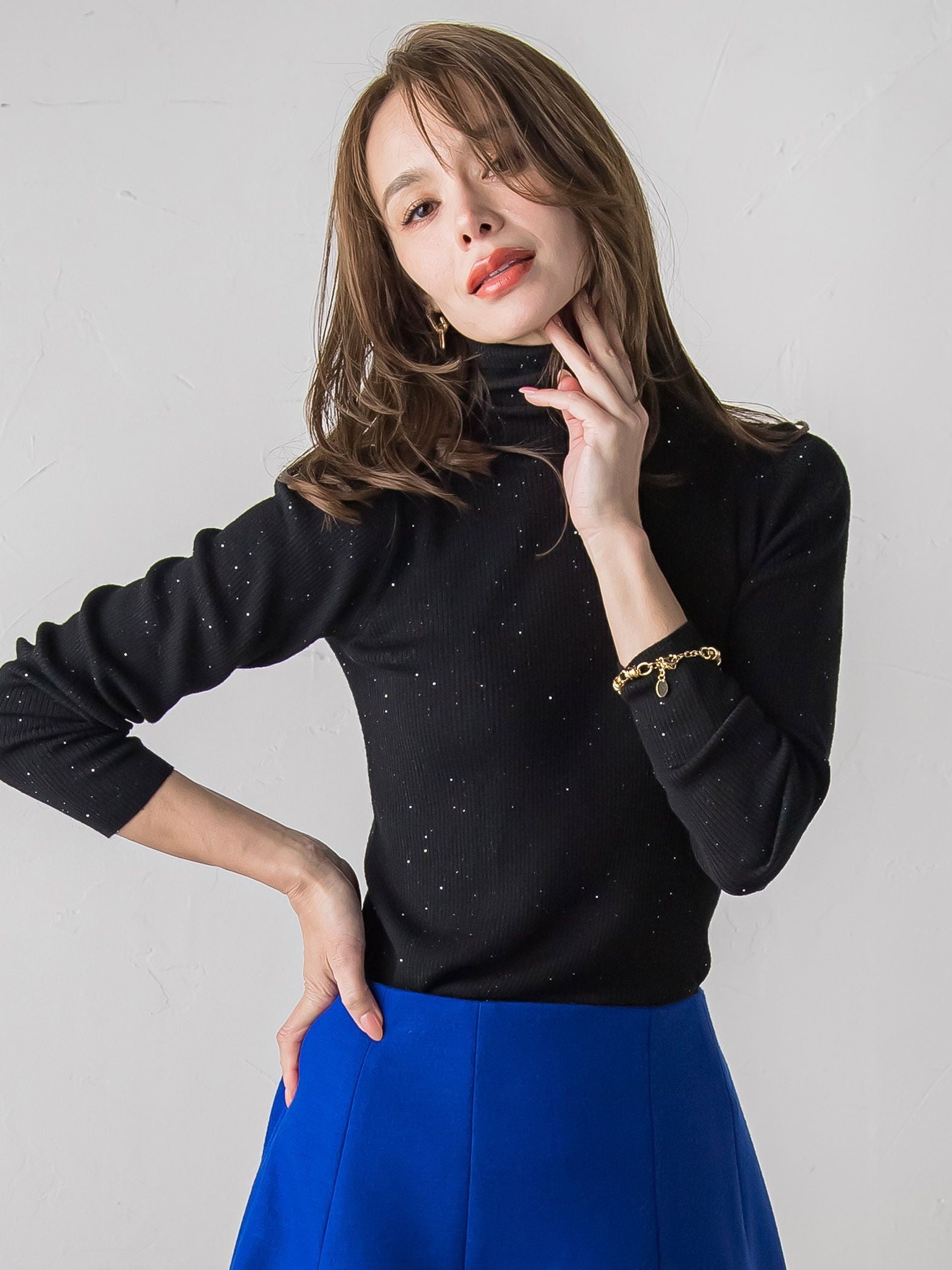 【新色追加】スパンコールリブタートルニット