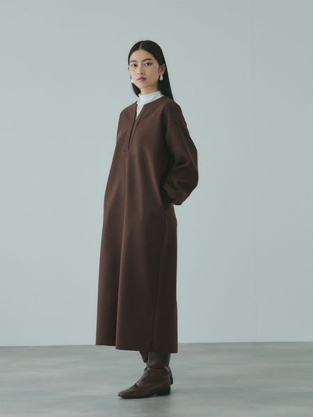 ソフトニットメルトンキーネックワンピース≪手洗い可能≫