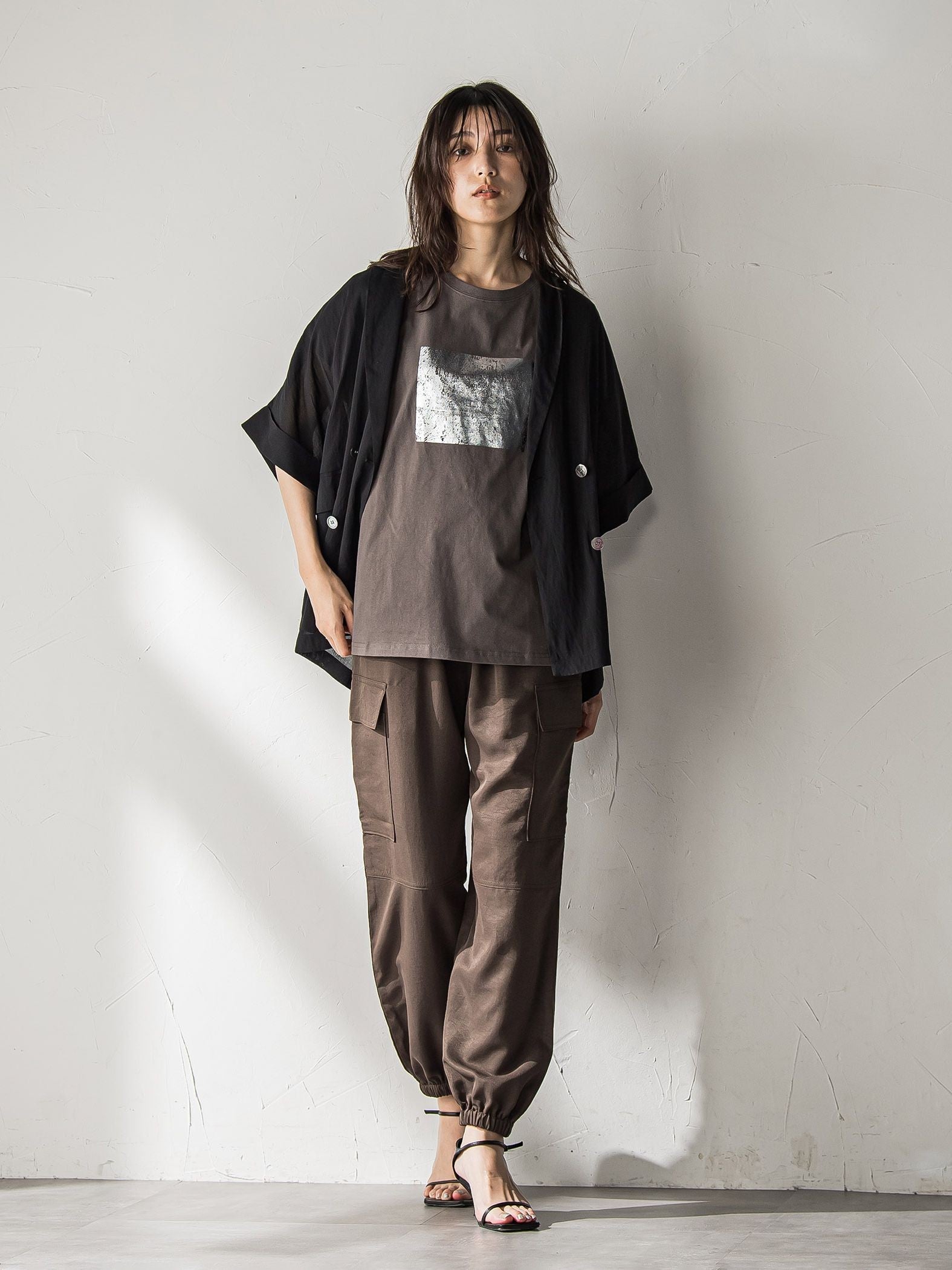 【WEB限定】スクエア箔オーバーサイズTシャツ≪手洗い可能≫