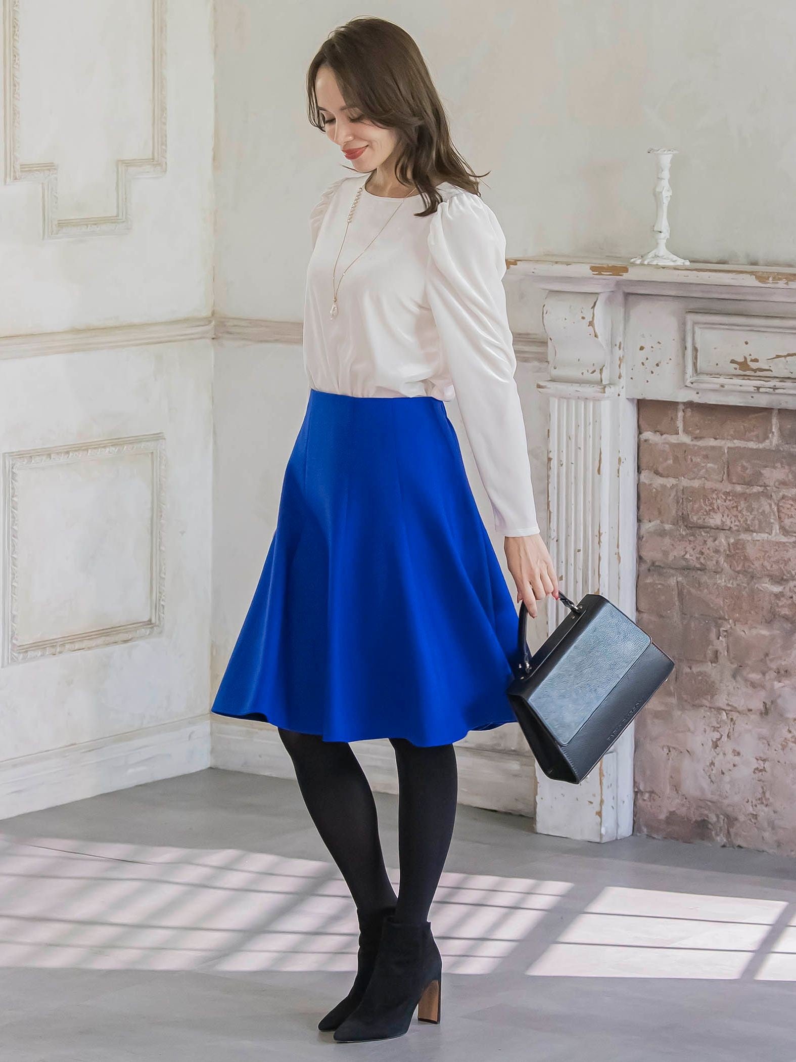 パフ袖ベロアカットソー≪手洗い可能≫