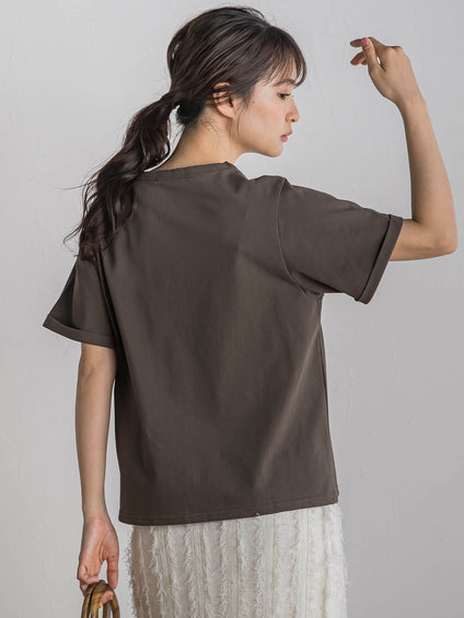 ロゴブローチ風Tシャツ≪手洗い可能≫