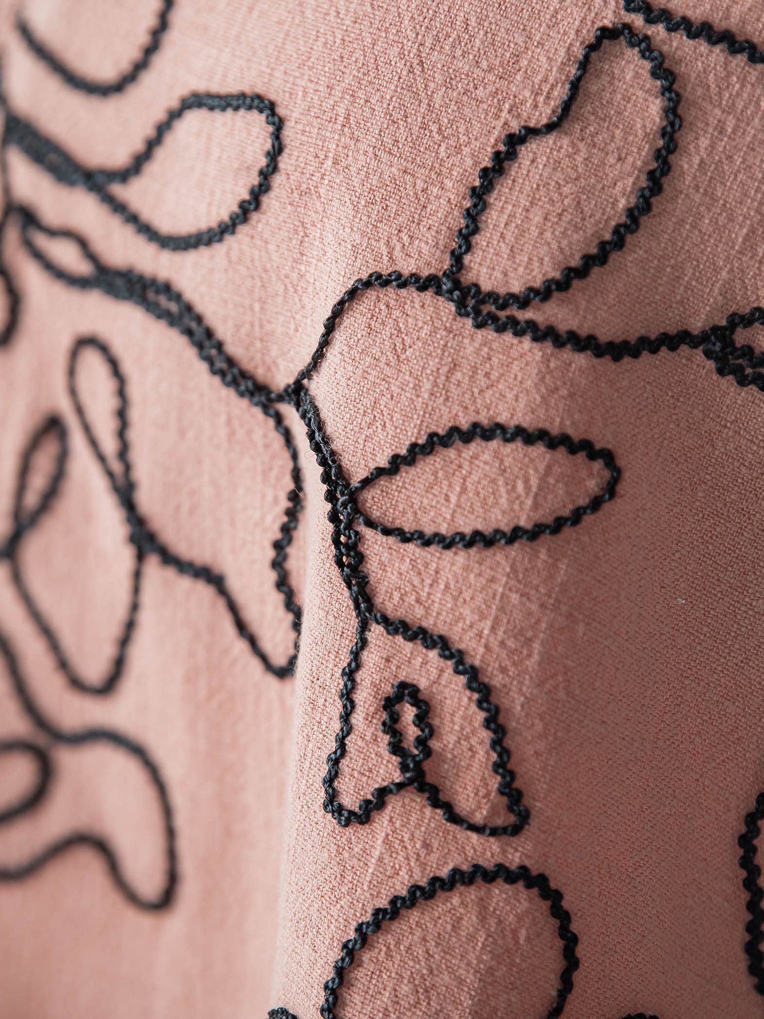 ボタニカル刺繍サイドリボンショートベスト