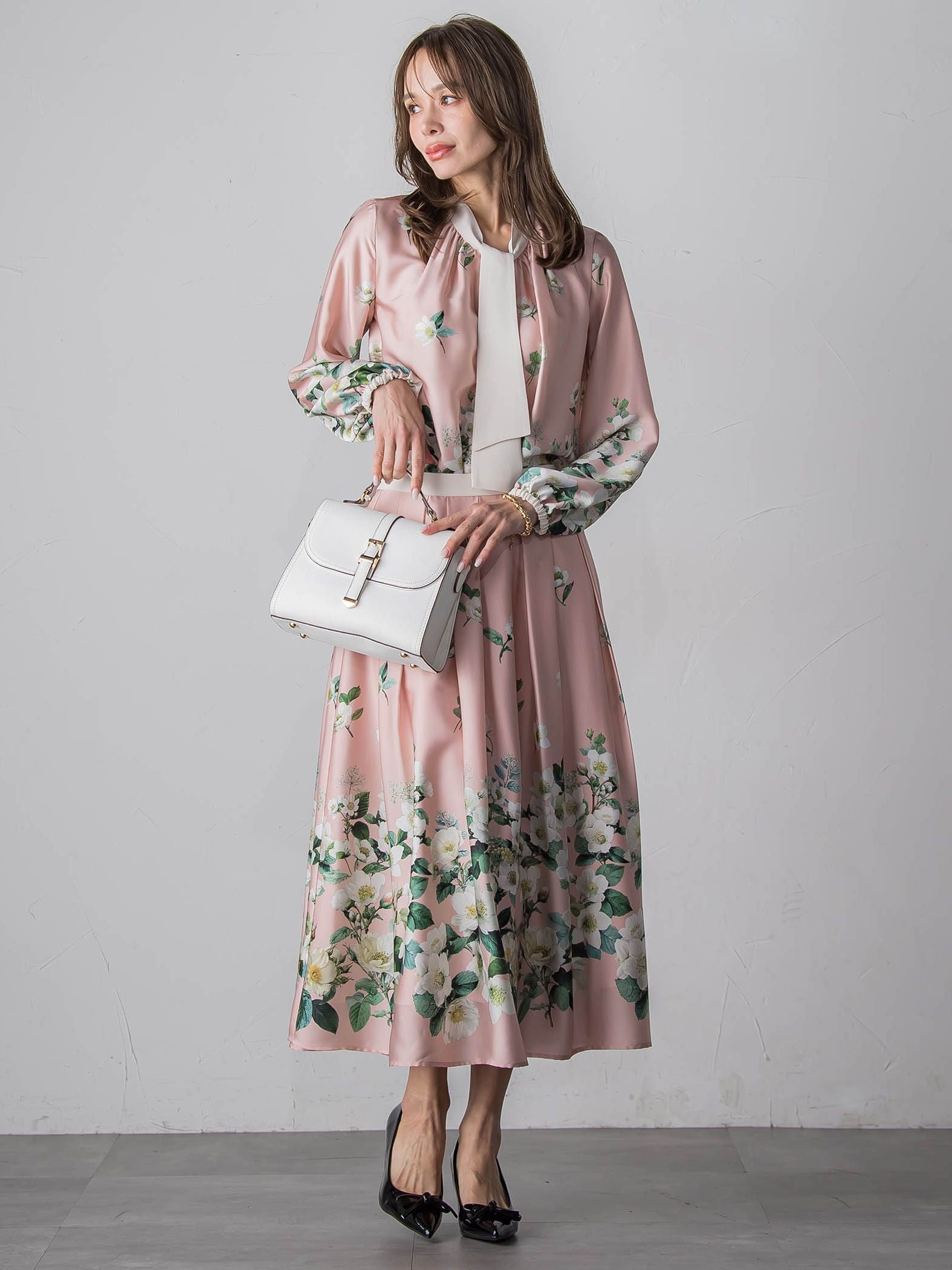 クリスマスローズブラウス