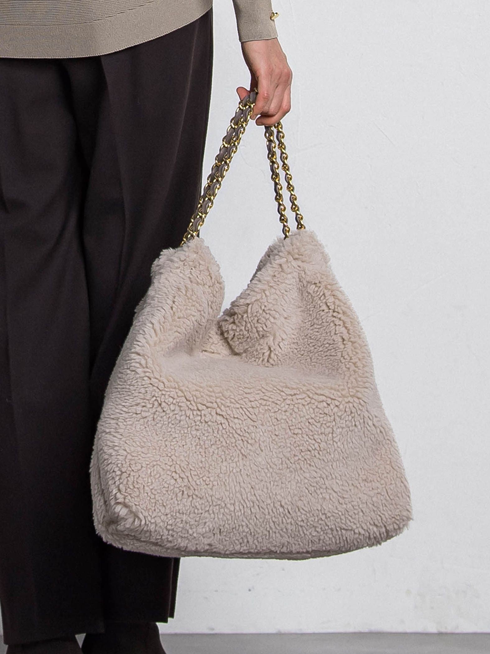 【WEB限定】【VIOLAd'ORO】エコムートン チェーンショルダートートM ELMO / V-8680