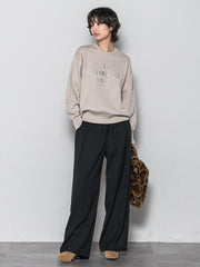 【WEB限定】刺繍ロゴニットプルオーバー≪洗濯機で洗える≫