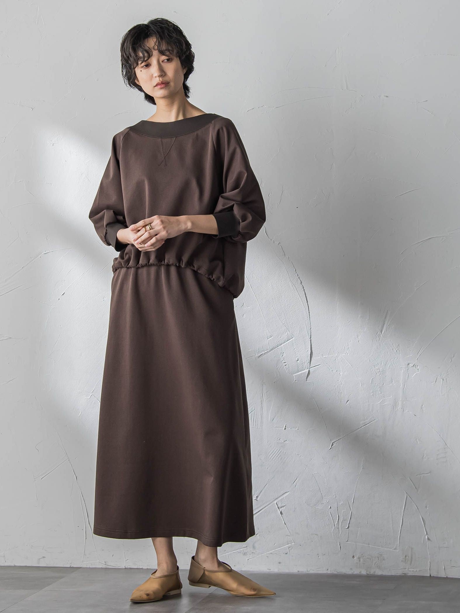 ボートネックドロストヘムスカートセットアップ