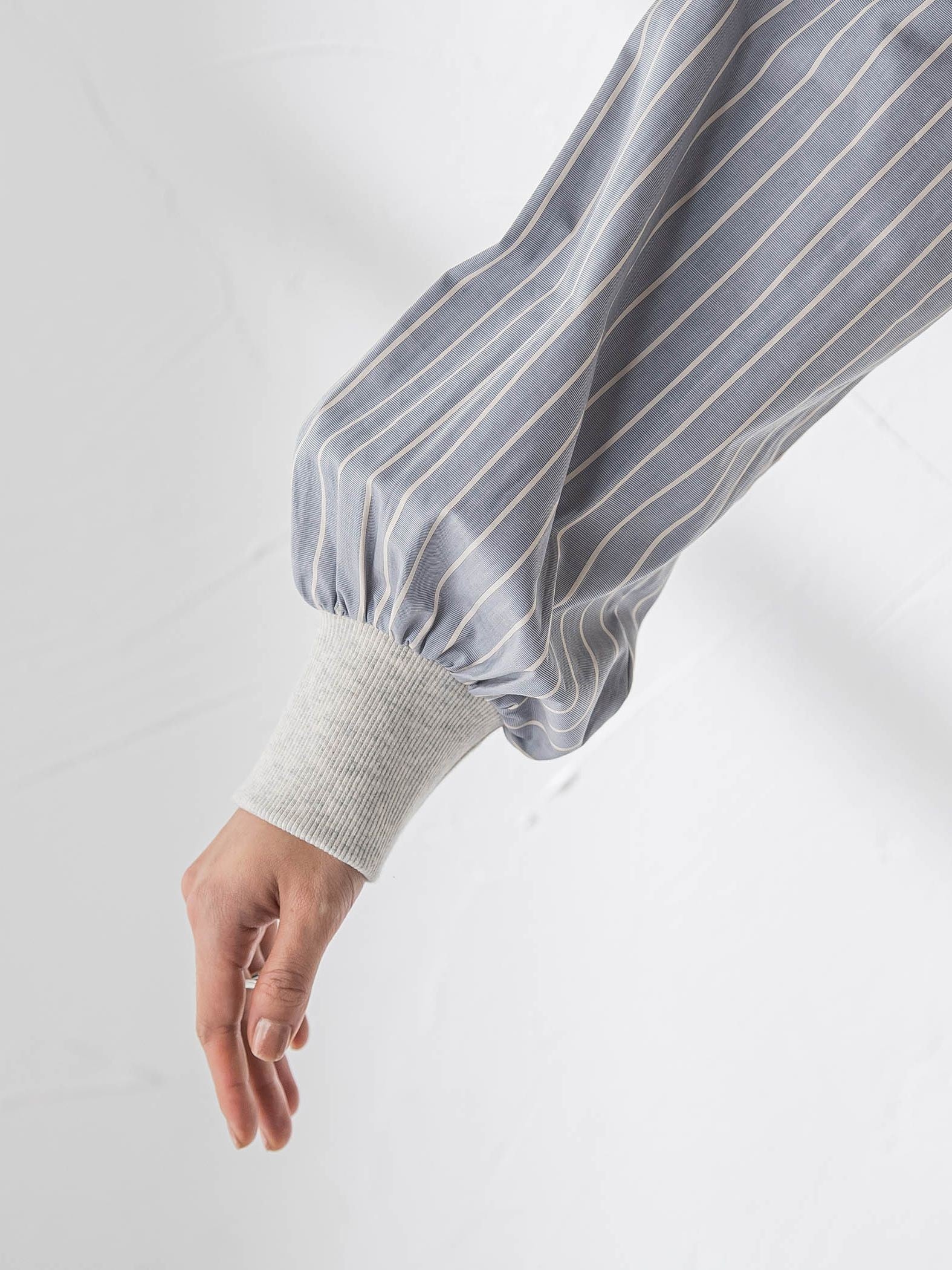 ストライプスリーブハーフジッププルオーバー≪手洗い可能≫