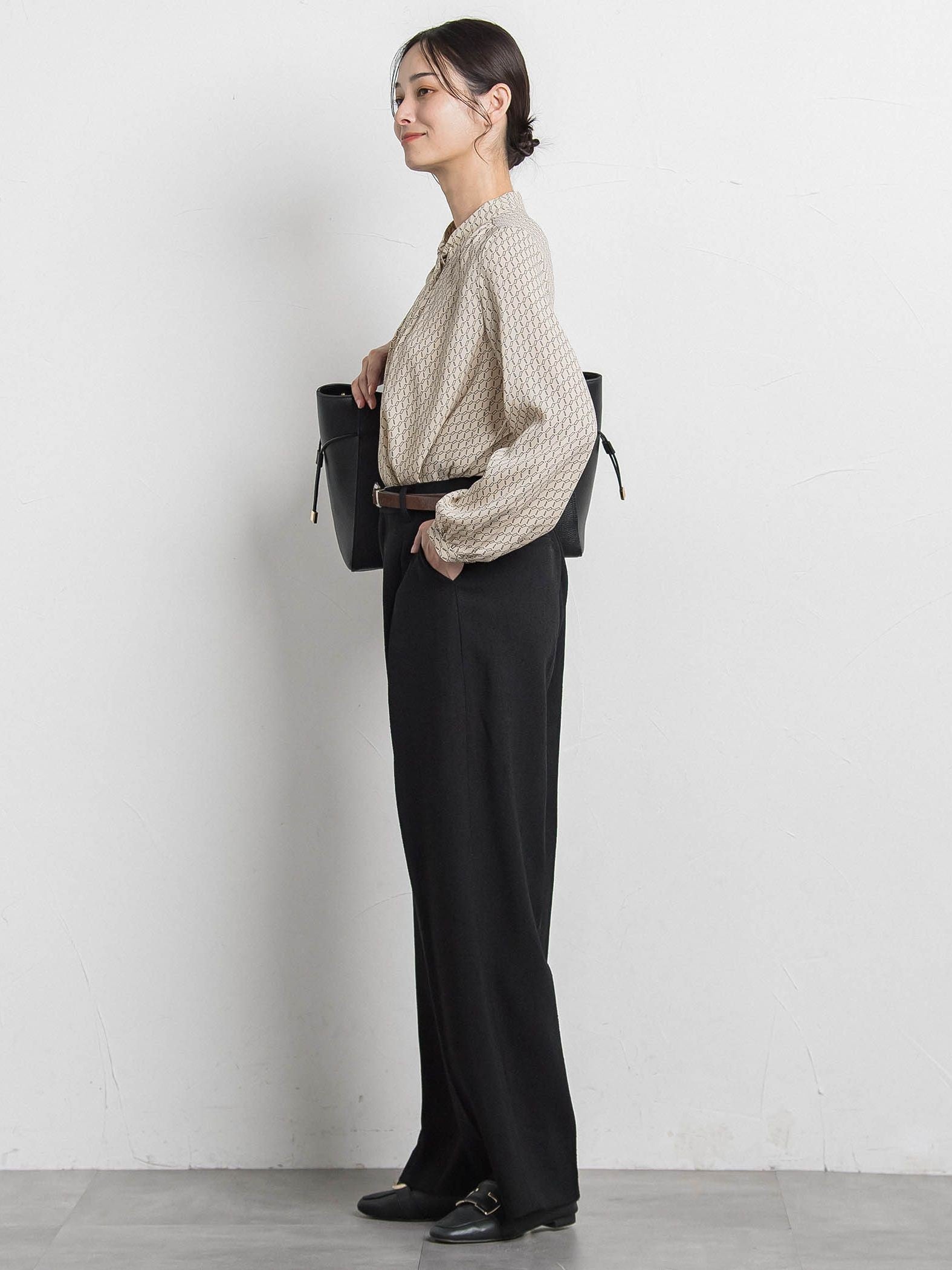 【WEB限定】バックサテン小紋プリントブラウス