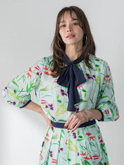 【KEITA KAWASAKI × Viaggio Bluコラボ】リリープリントブラウス