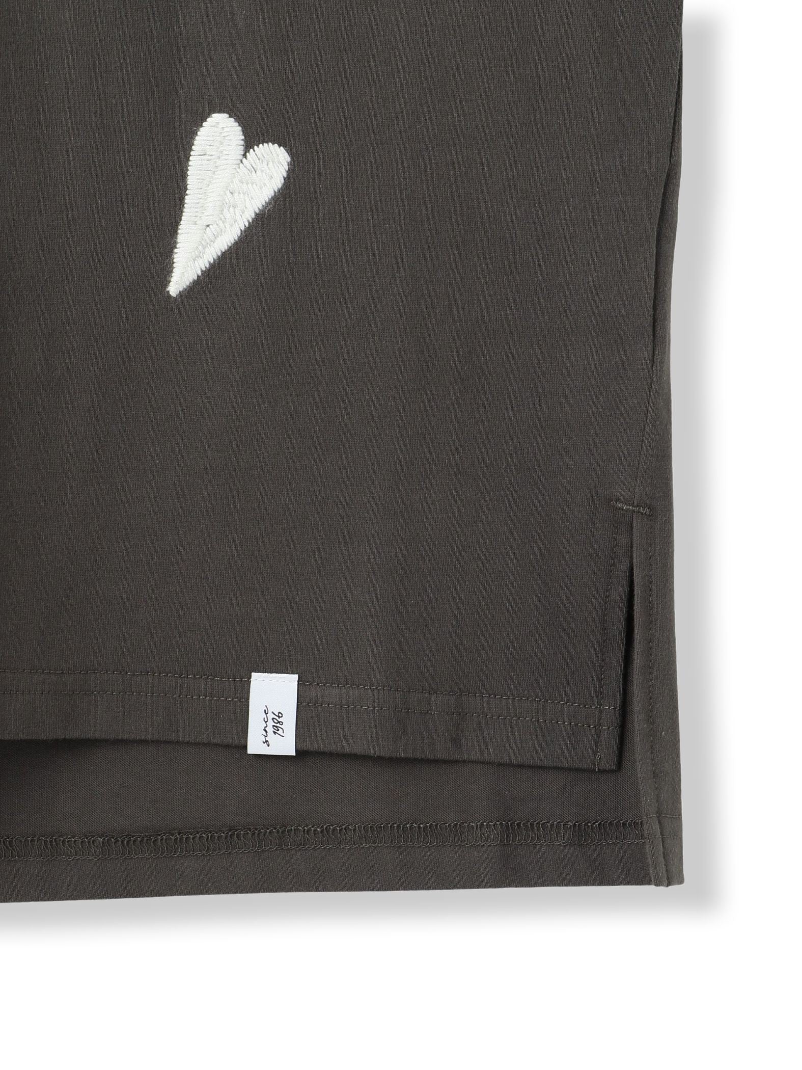 【40周年限定】LOVE刺繍ルーズTシャツ