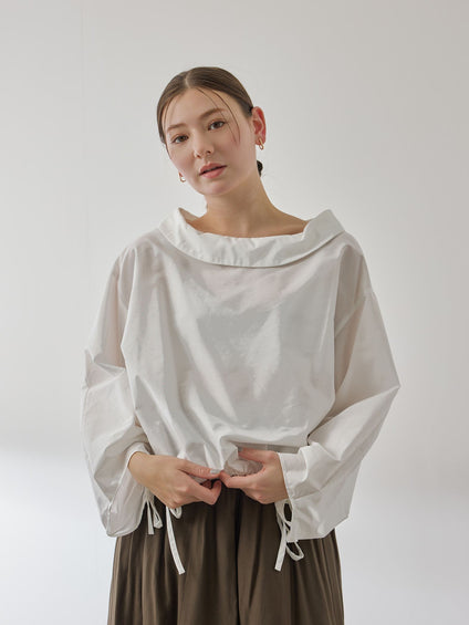 ギャザースリーブボートネックブラウス≪洗濯機で洗える≫