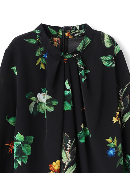 フラワープリントブラウス