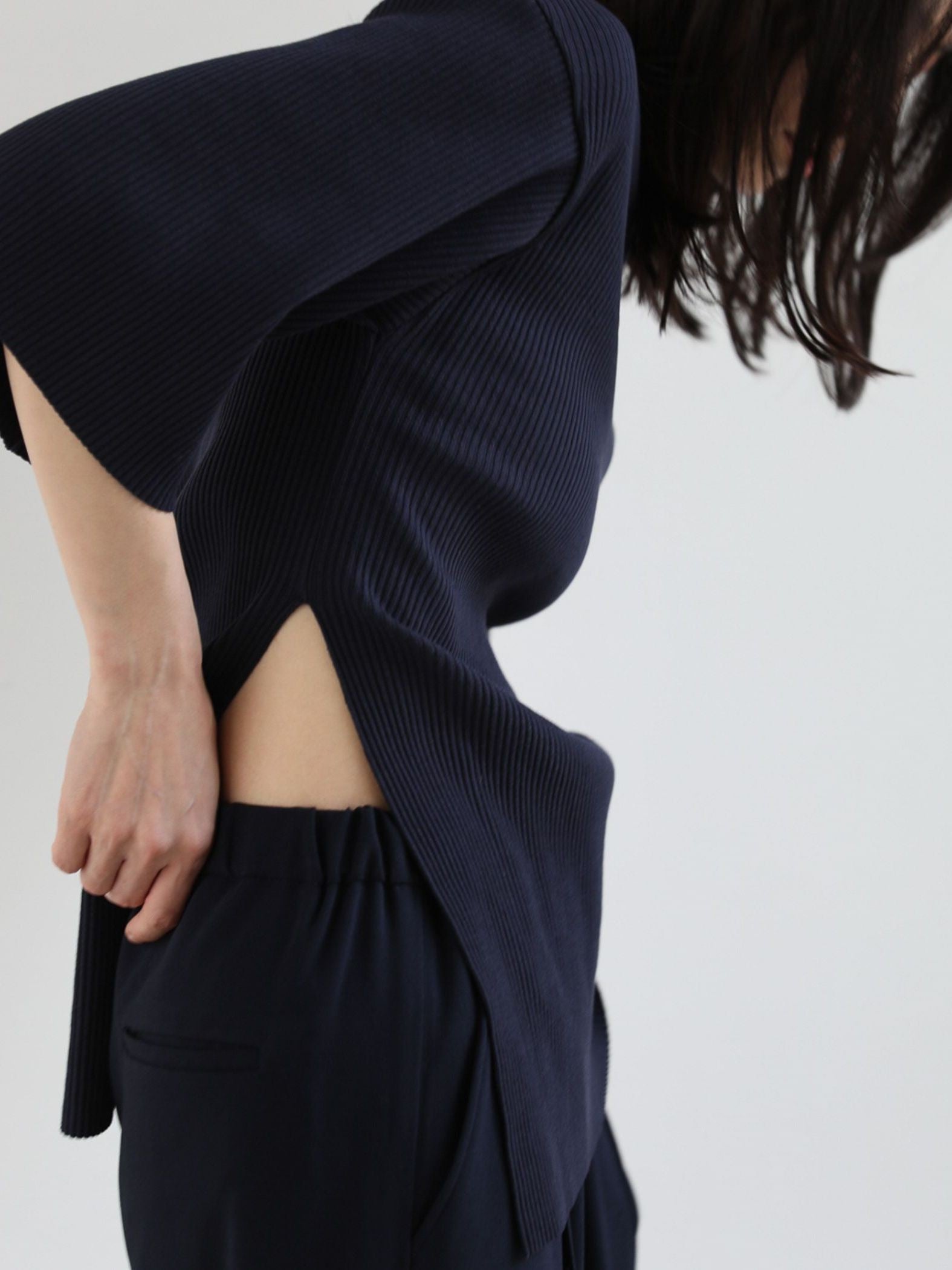 Side slit rib T【日本製】≪手洗い可能≫
