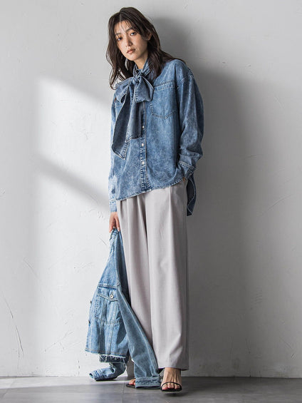 ボウタイ付きデニムシャツ≪洗濯機で洗える≫