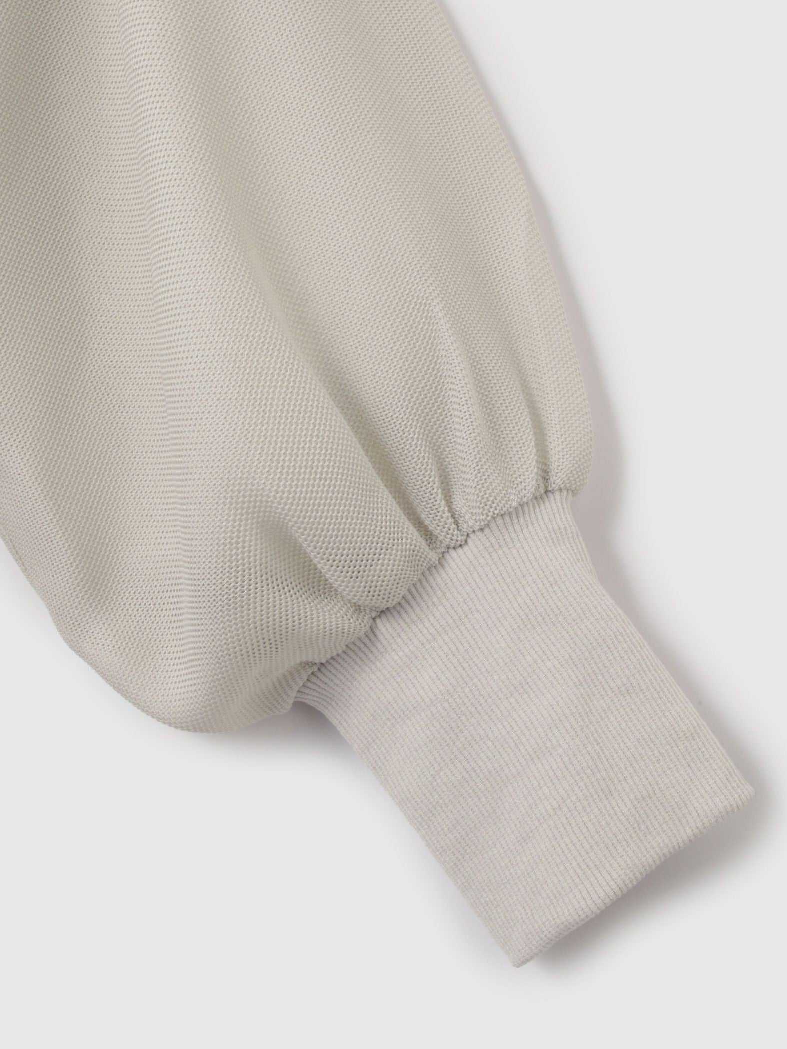 【大人の抜け感】メッシュブルゾン