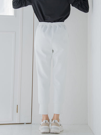 【ビッキー定番/ロングシーズン大活躍の多機能素材/L号サイズ登場！】裾スリットジョガーパンツ《洗濯機で洗える》