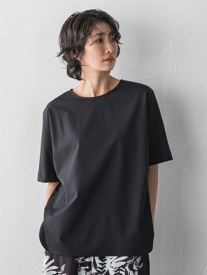 バックサテン切り替えスムースカットソー