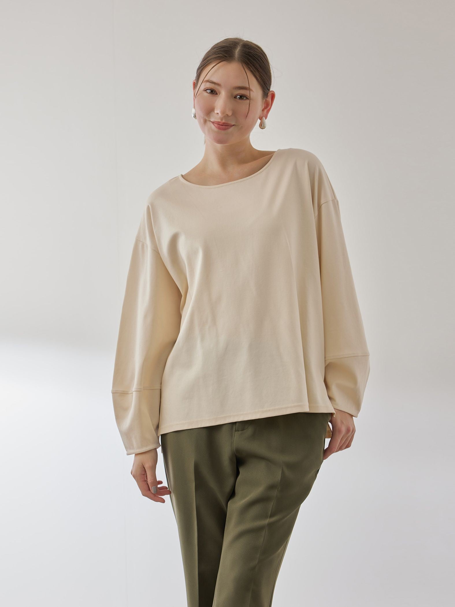 シルキースムースランタンスリーブカットソー≪手洗い可能≫