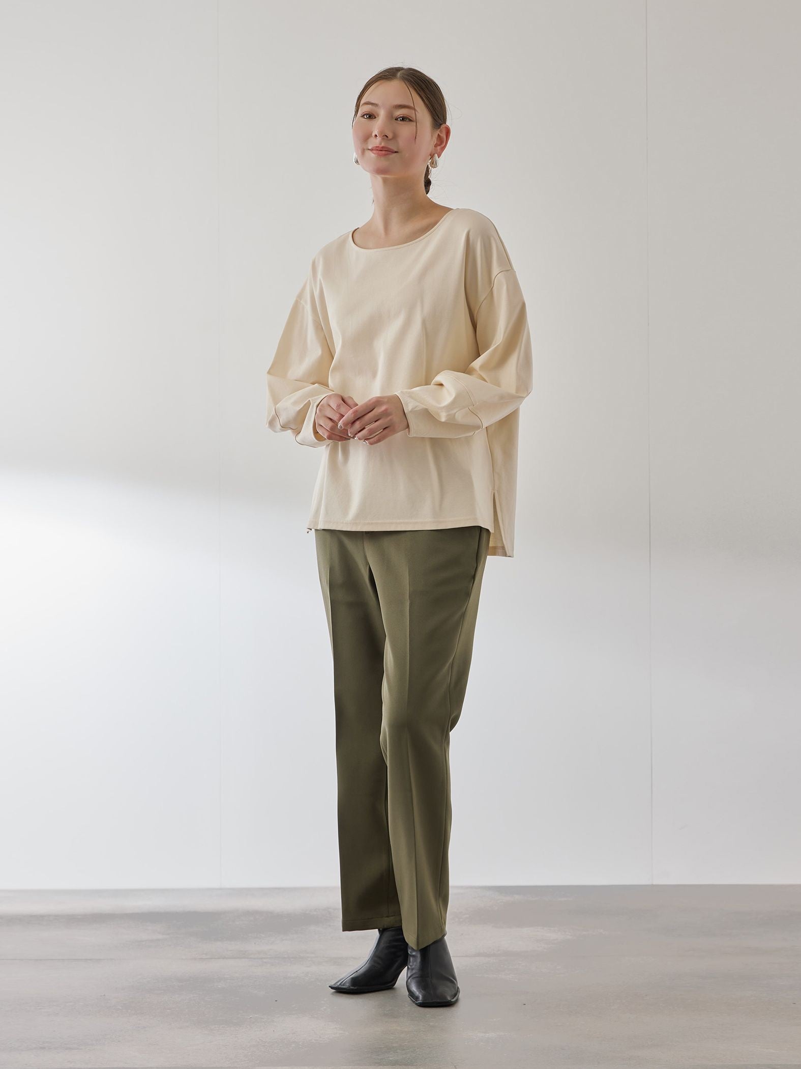 シルキースムースランタンスリーブカットソー≪手洗い可能≫