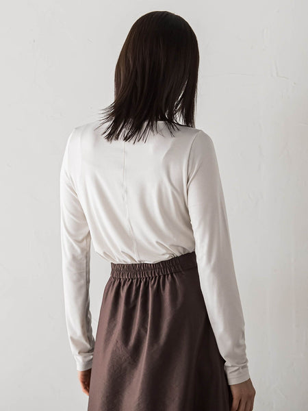 【WEB限定】吸湿発熱スムースストレッチカットソー