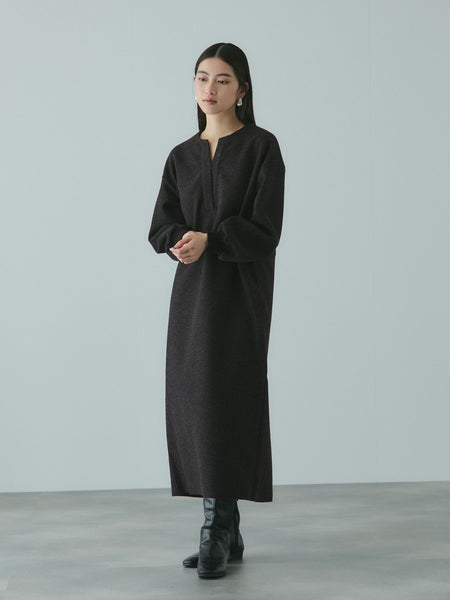 ソフトニットメルトンキーネックワンピース≪手洗い可能≫