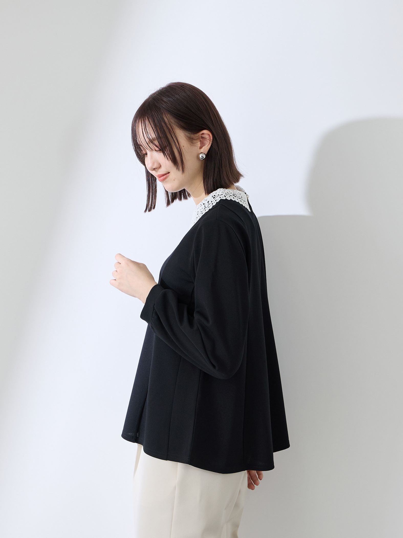 カットジョーゼットレースカラーフレアプルオーバー