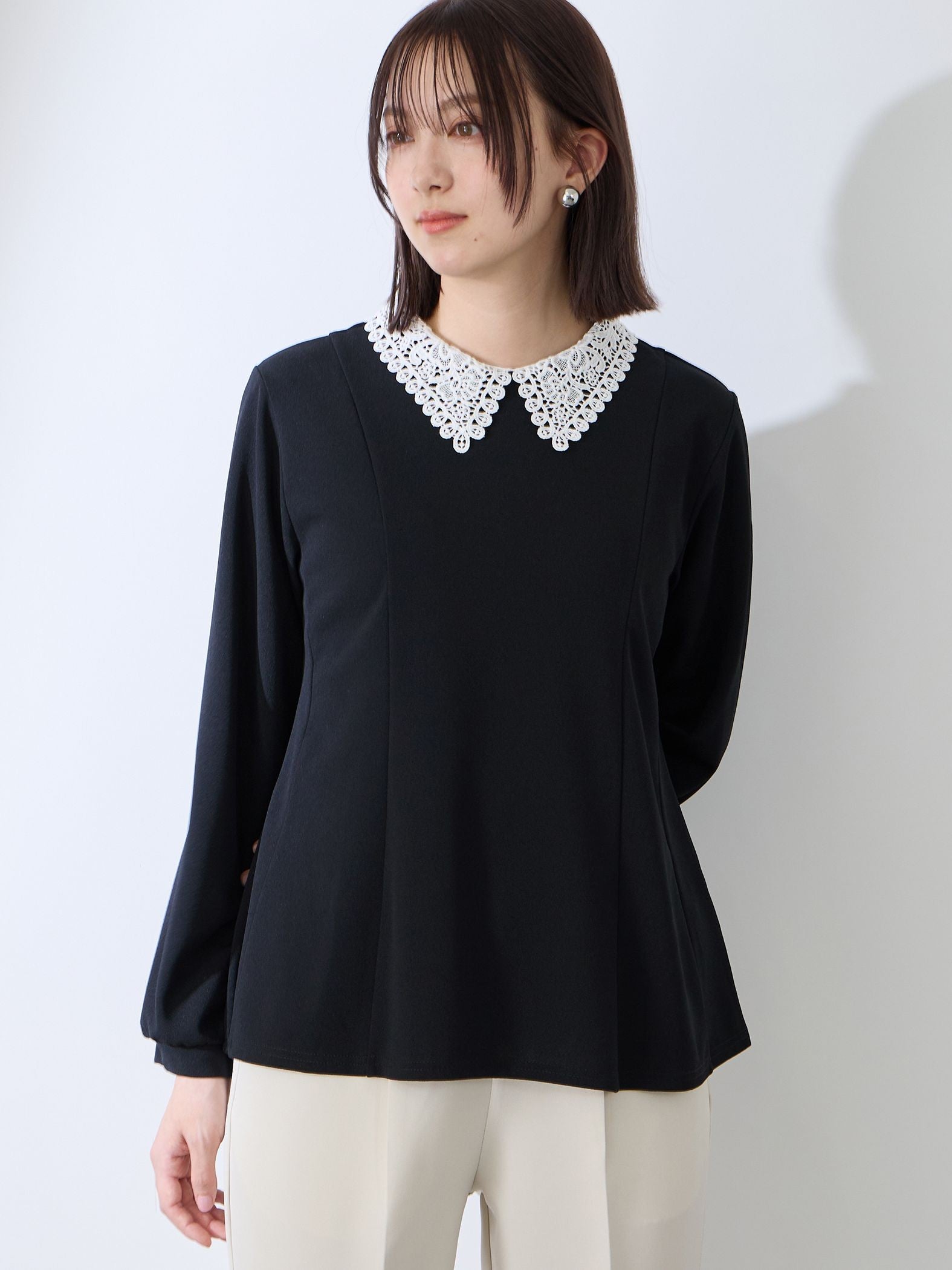 カットジョーゼットレースカラーフレアプルオーバー