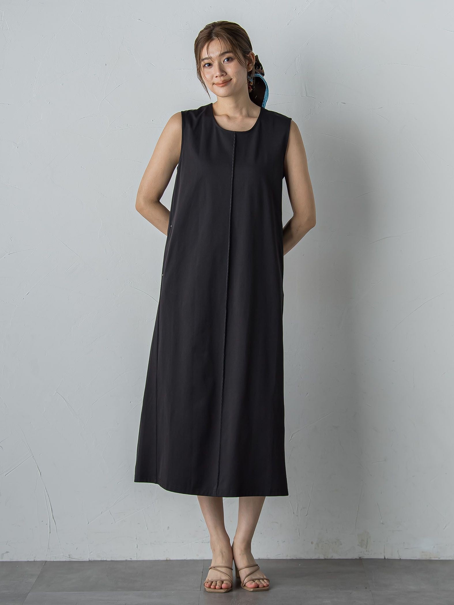【WEB限定】ジャージーピンタックワンピース≪洗濯機で洗える≫