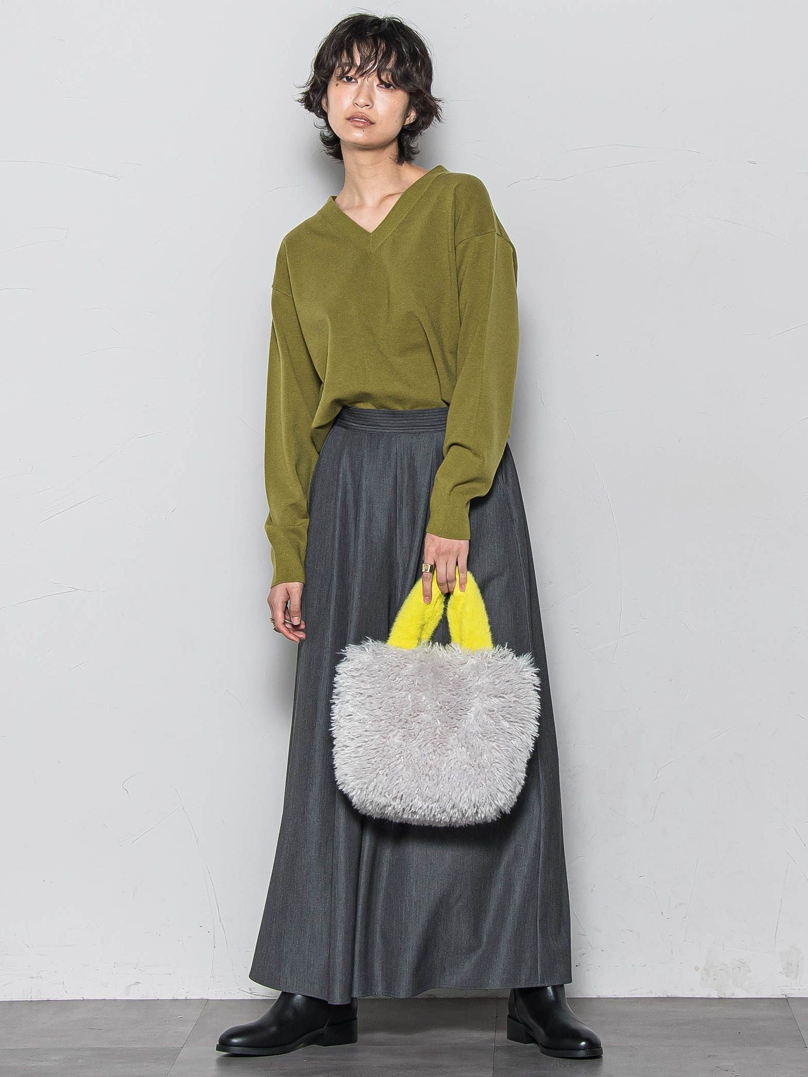 【ふわもち】Vネックニット≪洗濯機で洗える≫