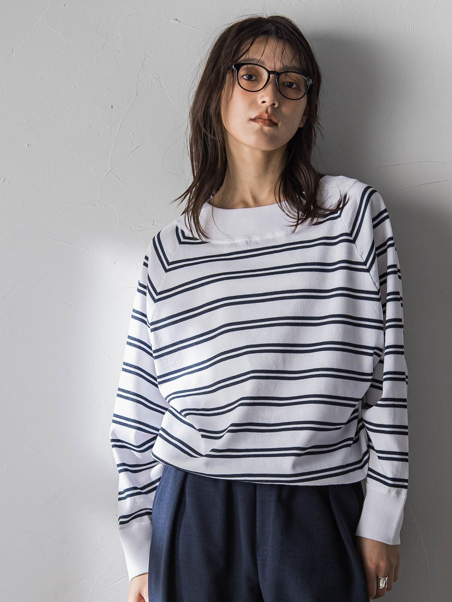 LEVITA Vネックドルマンニットプルオーバー