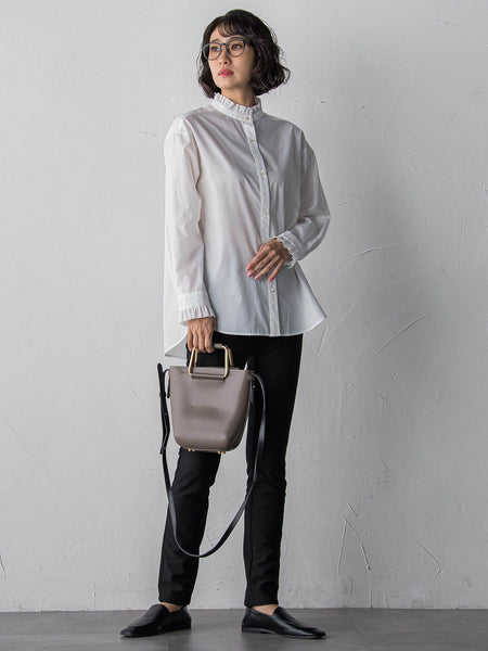 ネックフリルブラウス