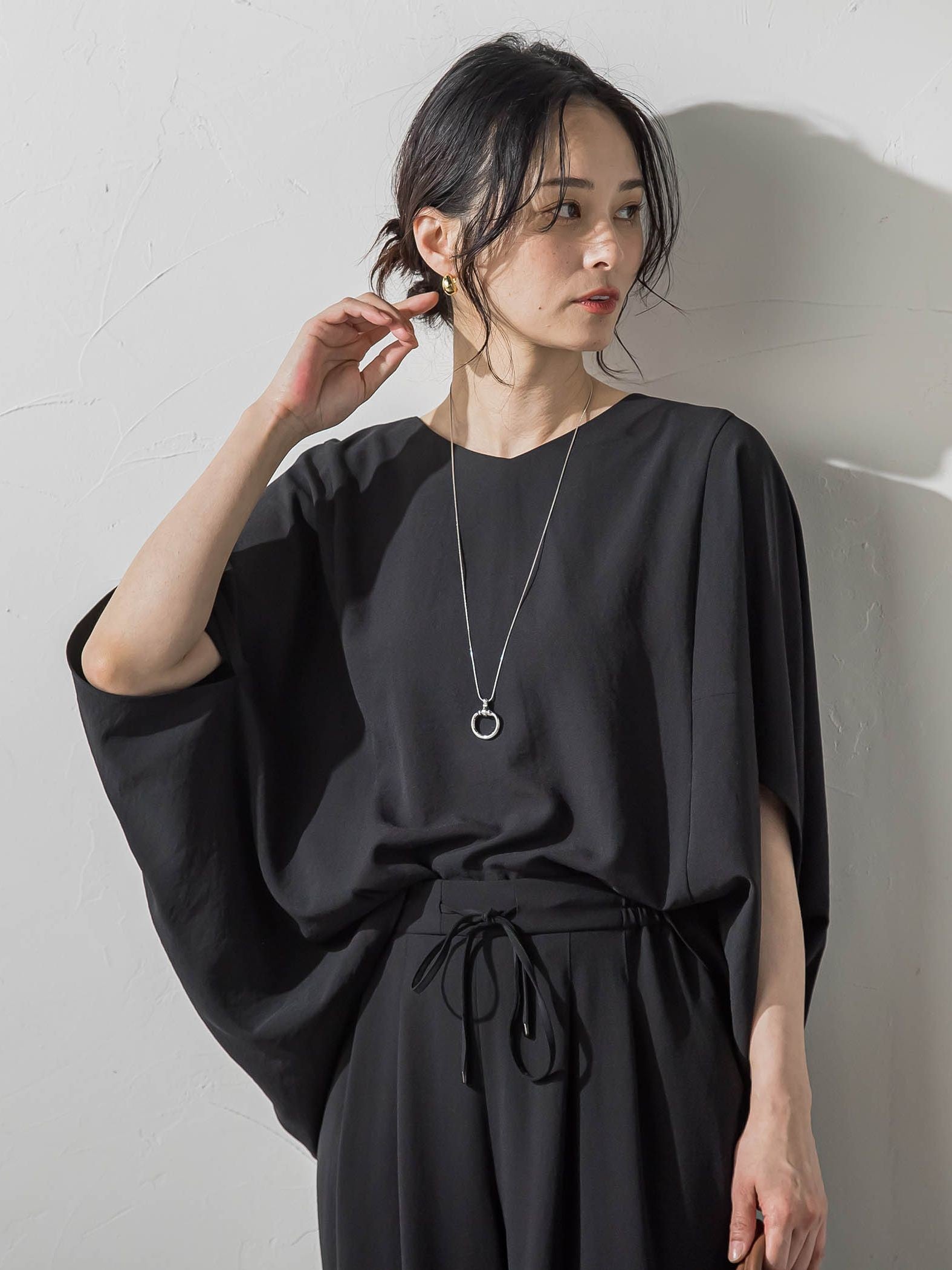 ≪シリーズ累計3万枚突破！/動画あり≫【ラクする美人服】ポンチョブラウス≪WEB限定カラーあり≫
