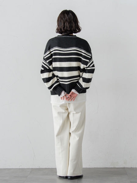 【WEB限定】”ふんわり着心地”ランダムボーダーニット